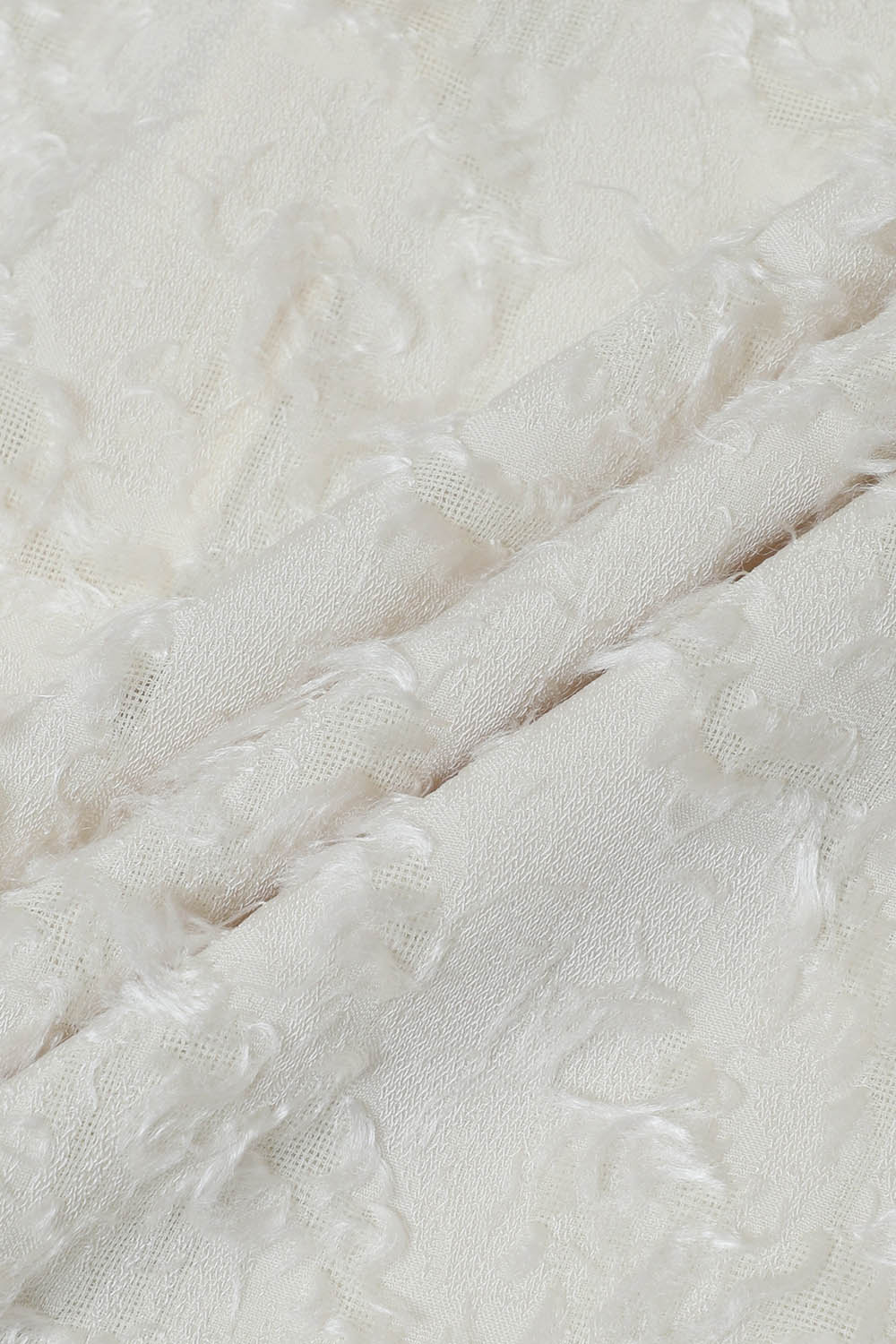 [캐리스노트] 카울넥 자가드 블라우스 아이보리