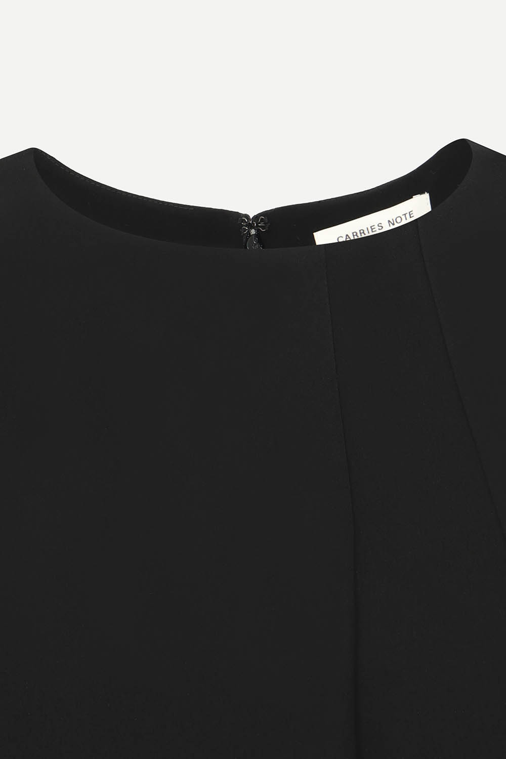 [캐리스노트] 타이 스트랩 드레이프 블라우스 블랙