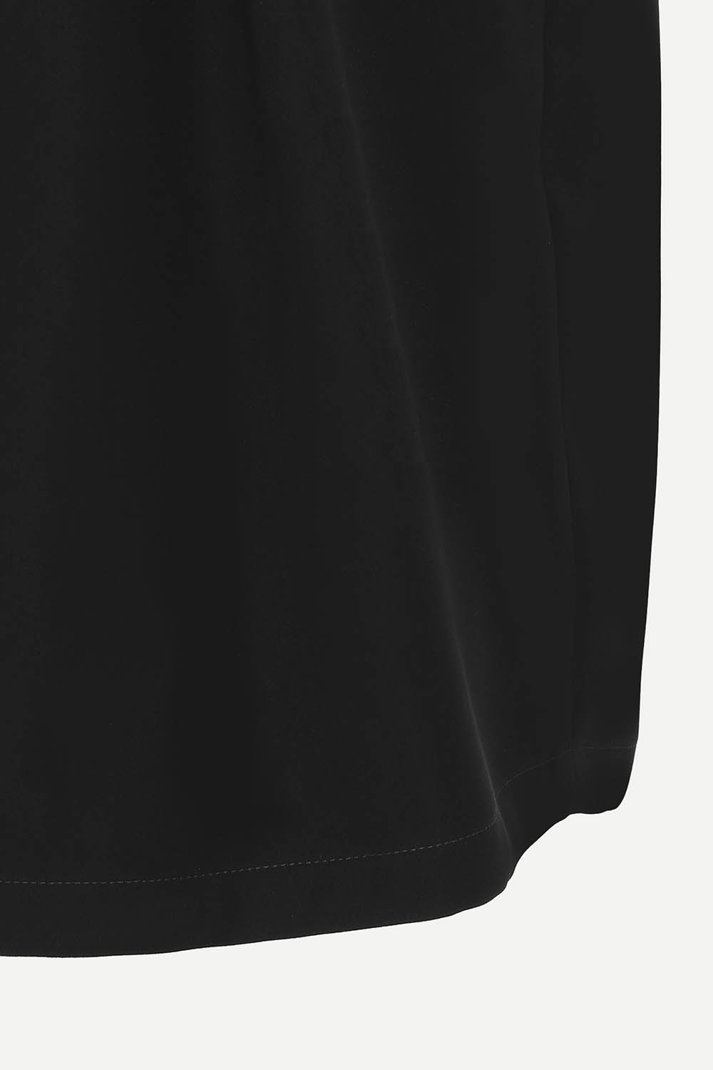 [캐리스노트] 타이 스트랩 드레이프 블라우스 블랙