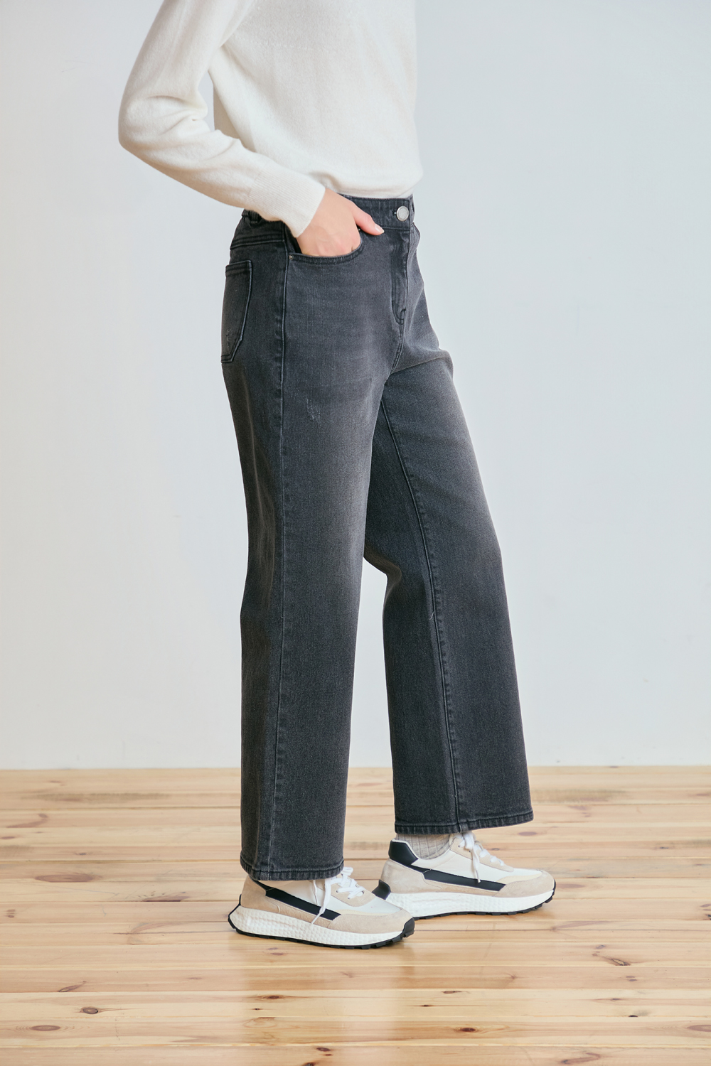 [캐리스노트] 워싱 스트레이트 데님 팬츠 블랙