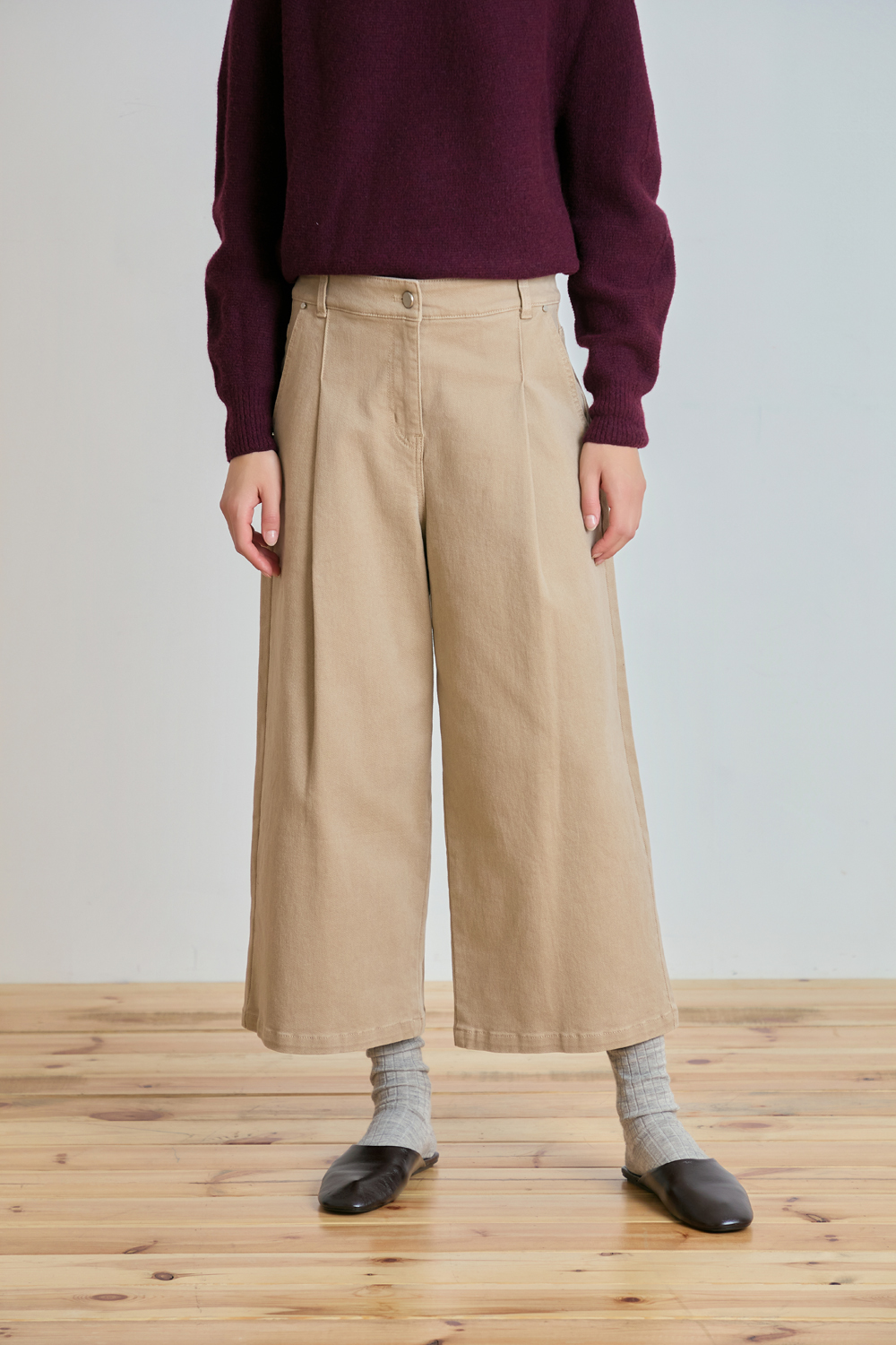 [공식몰] 크롭 와이드 데님 팬츠 베이지