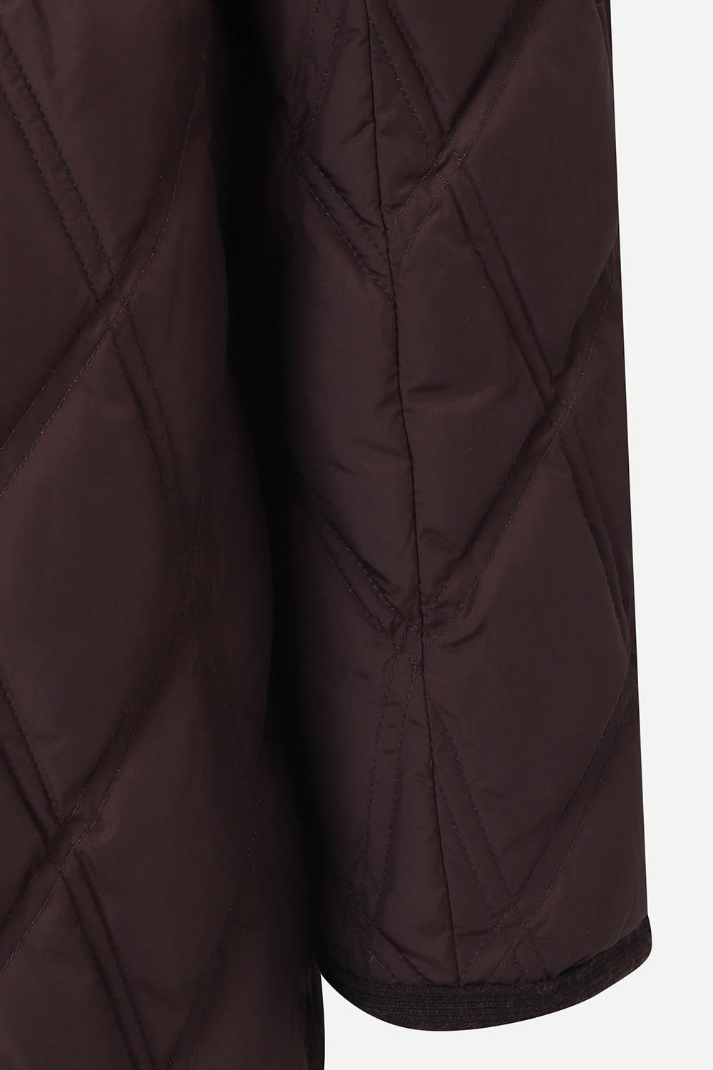 [캐리스노트] 니트 카라 퀄팅 다운 점퍼 브라운