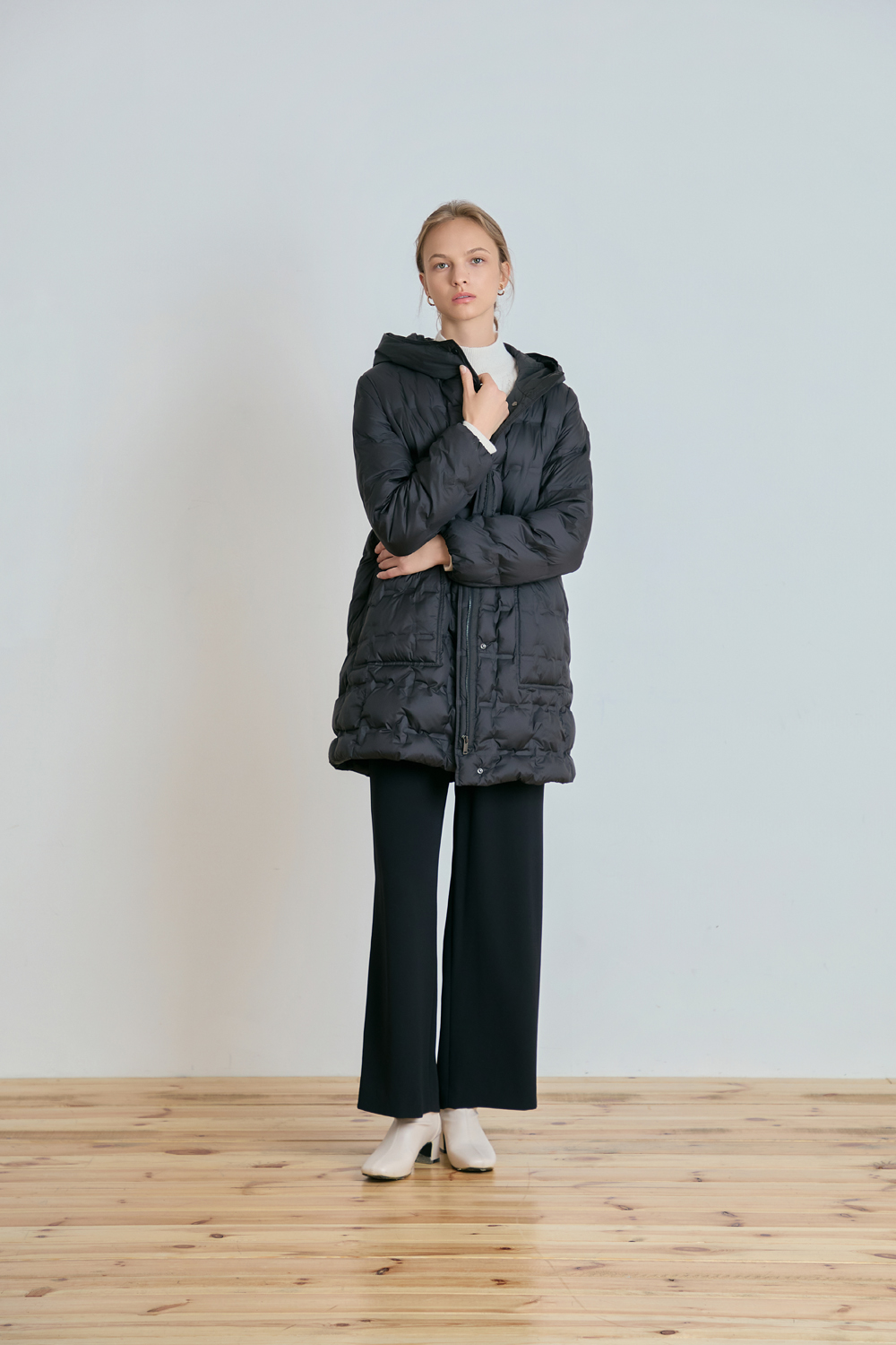 [공식몰] 롱 퀄팅 다운 점퍼 블랙