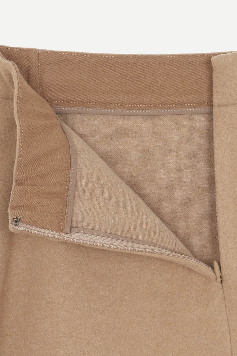 [캐리스노트] 비대칭 밴딩 플레어 롱스커트 카멜