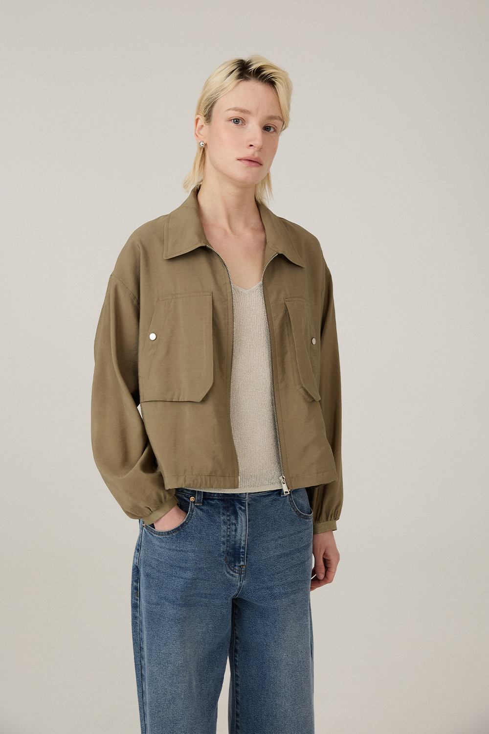 [캐리스노트] 소프트 샤이니 카라점퍼 카키