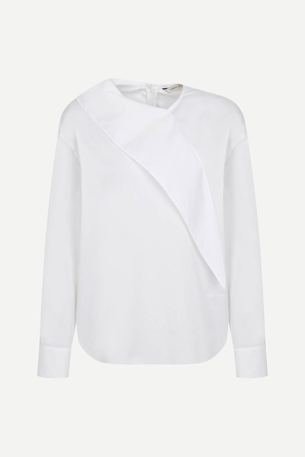 [캐리스노트] 터틀넥 스트랩 디테일 블라우스 화이트