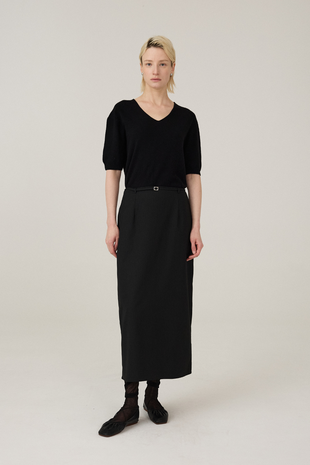 [캐리스노트][온라인단독] 소프트 브이넥 반팔 니트 블랙